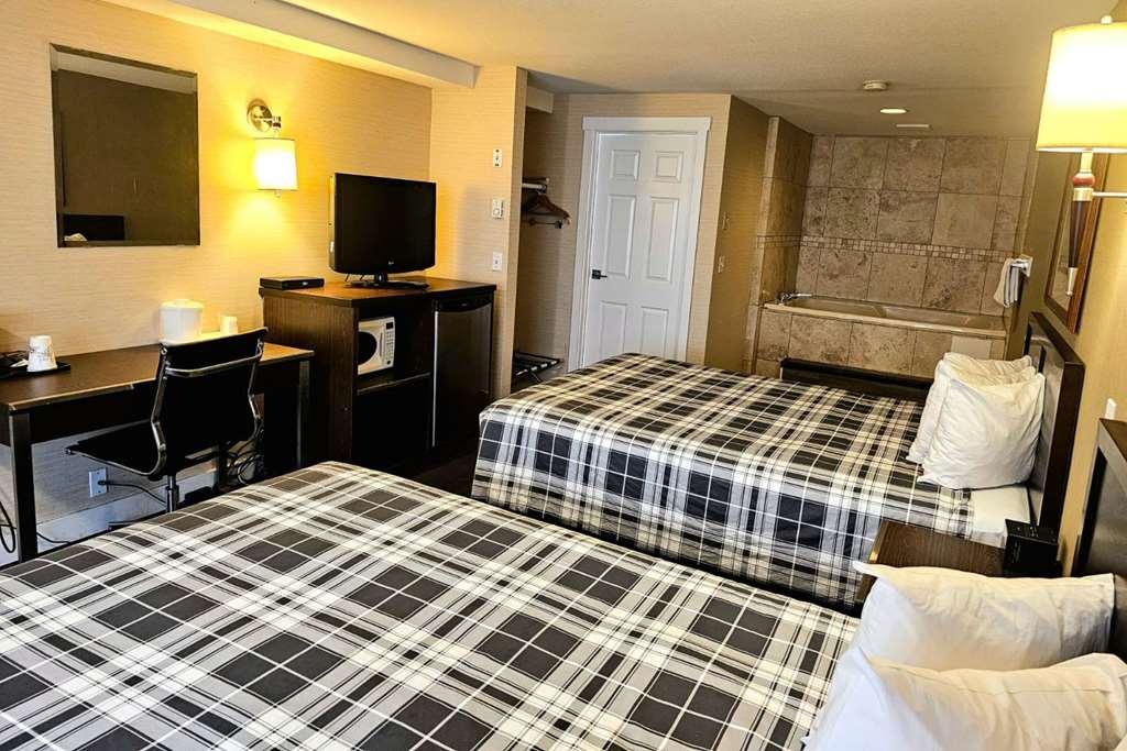 Rodeway Inn & Suites Kamloops Zimmer foto